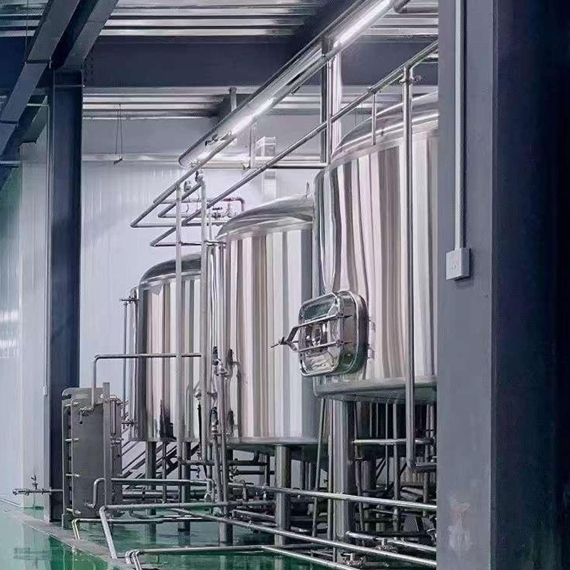 金安精酿啤酒设备